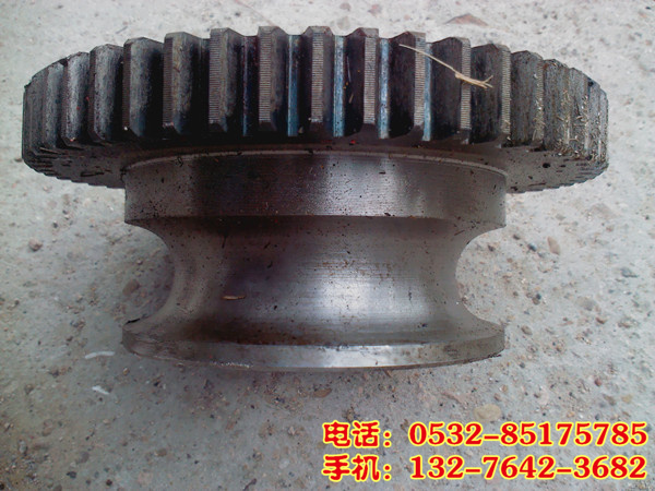 吊鉤拋丸機(jī)跑車。